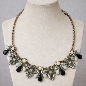 BANANA REPUBLIC VINTAGE Elegant Floral Statement Necklace.